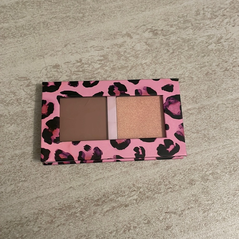 Blush and Highlighter Dou